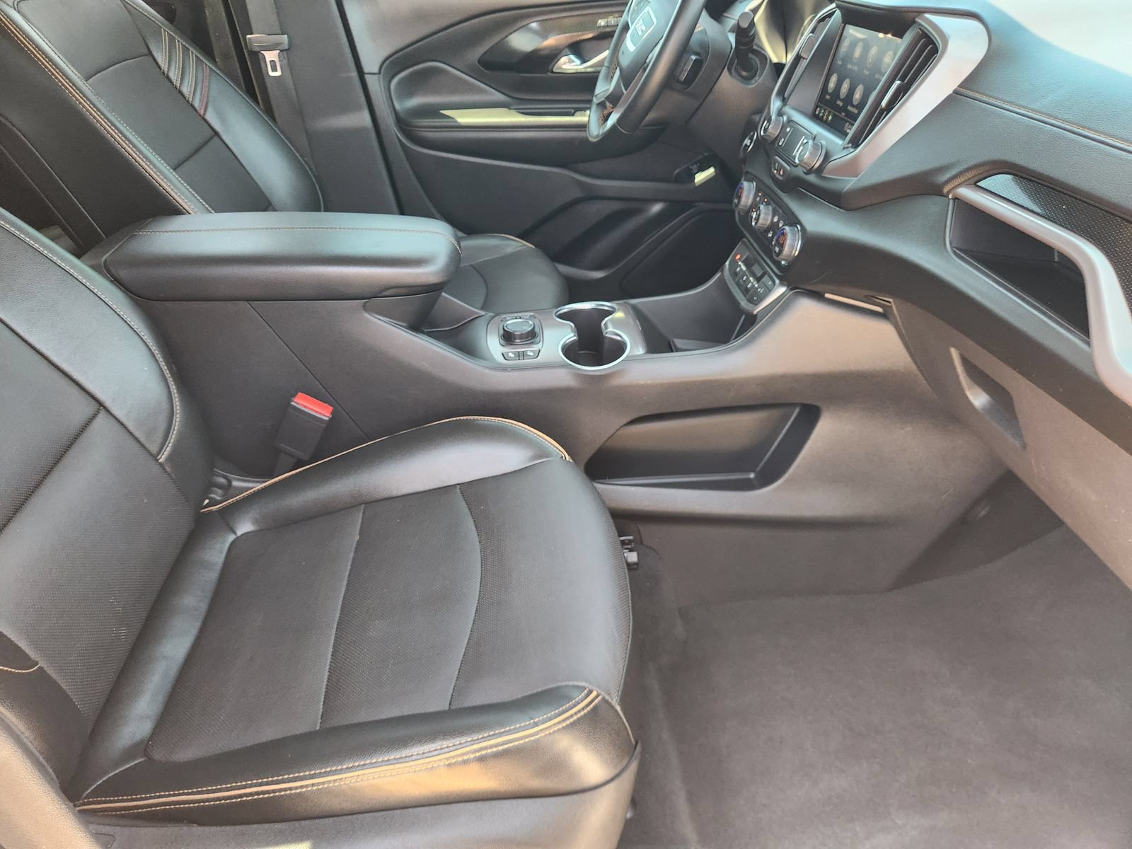 Used 2023 GMC Terrain AT4 AWD/4WD image 14