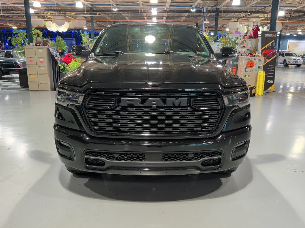 Used 2025 RAM 1500 Big Horn AWD/4WD image 3