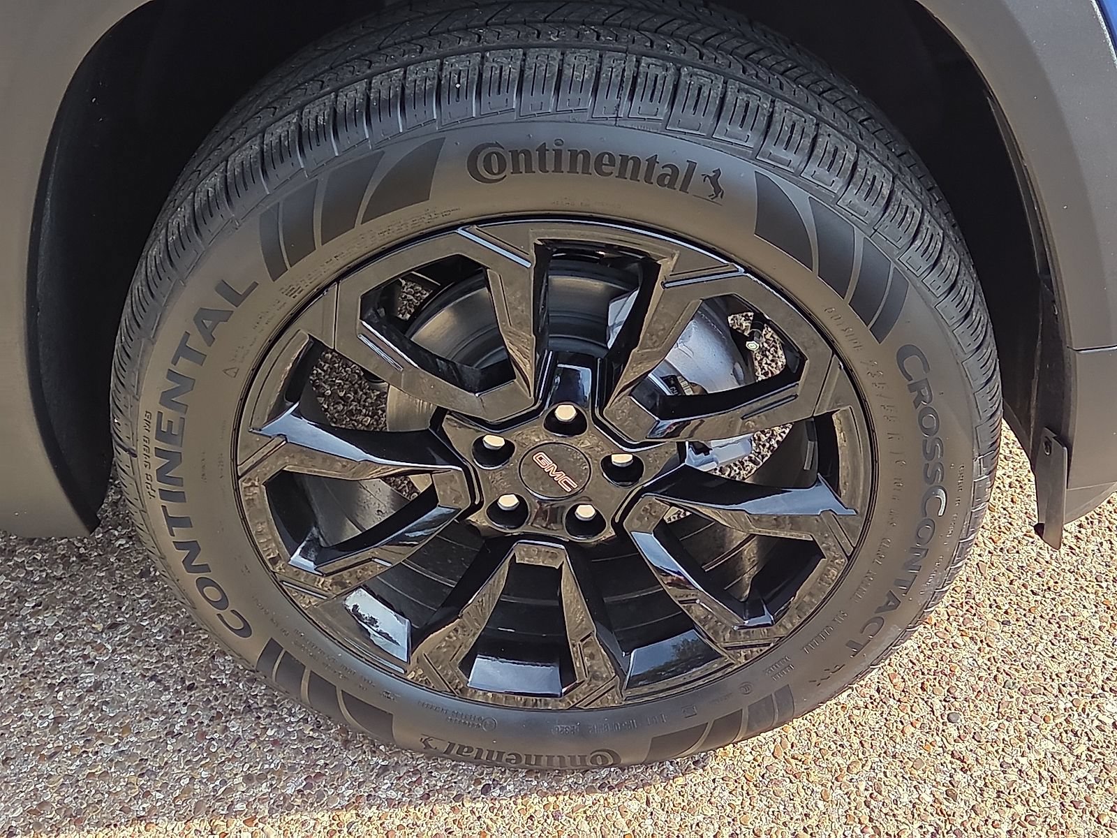 New 2027 GMC Terrain Elevation w/ Black Edition FWD image 7