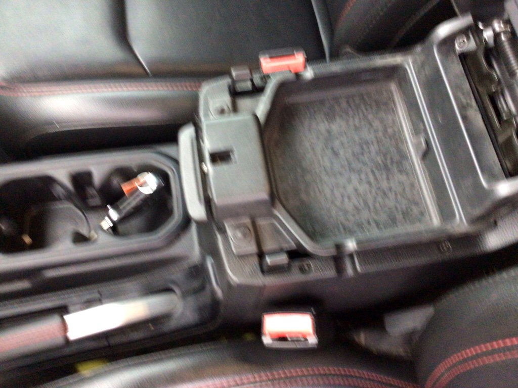 Used 2022 Jeep Wrangler Unlimited Rubicon w/ LED Lighting Group image 12