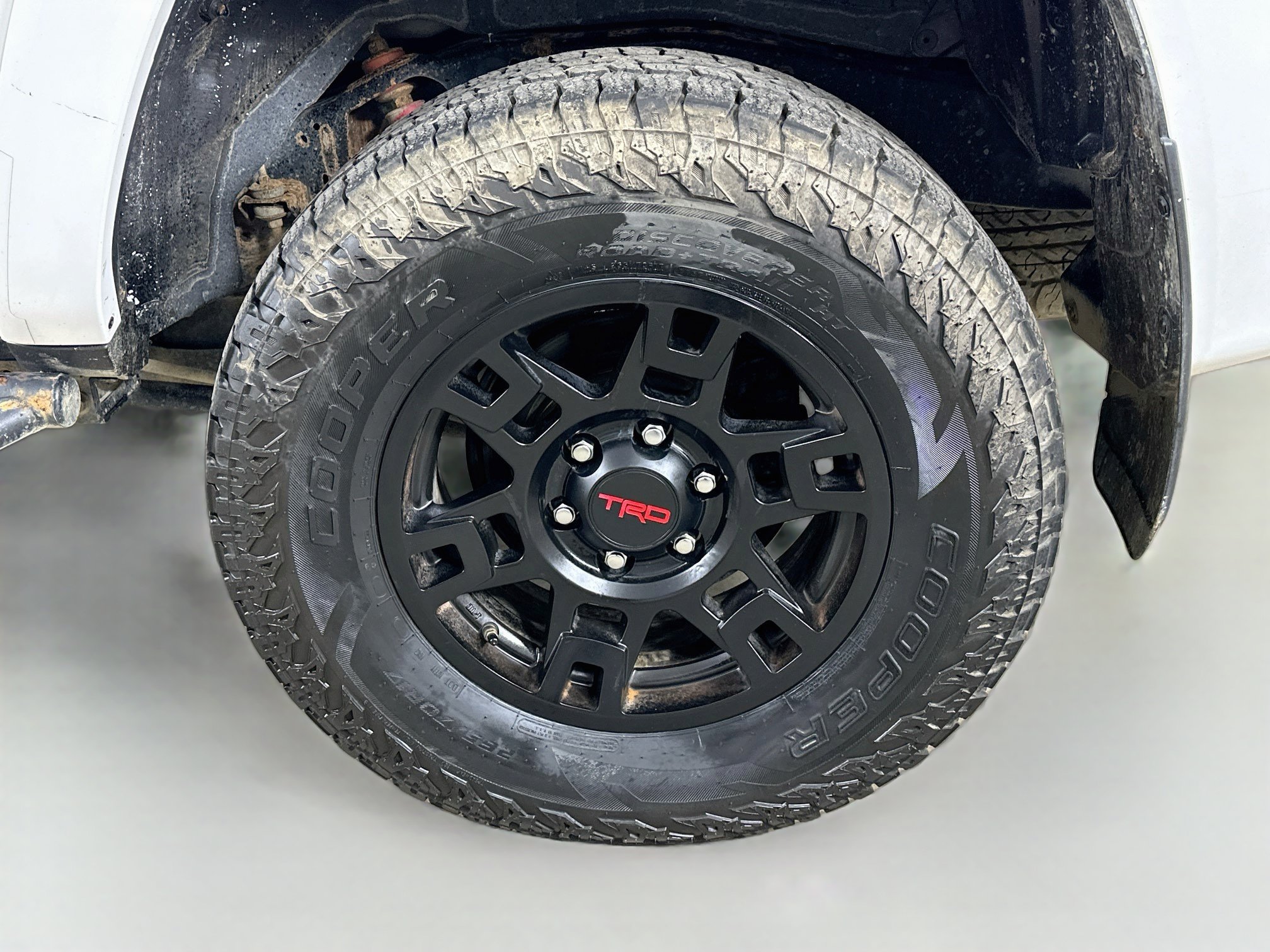 Used 2019 Toyota 4Runner TRD Off-Road Premium AWD/4WD image 35