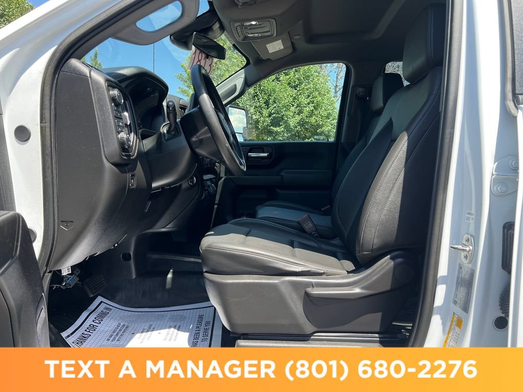 Used 2025 Chevrolet Silverado 3500 W/T AWD/4WD image 9