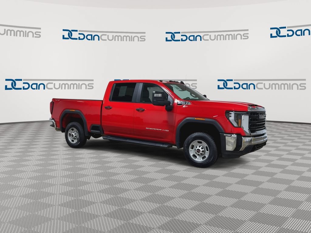 Used 2024 GMC Sierra 2500 Pro AWD/4WD image 2