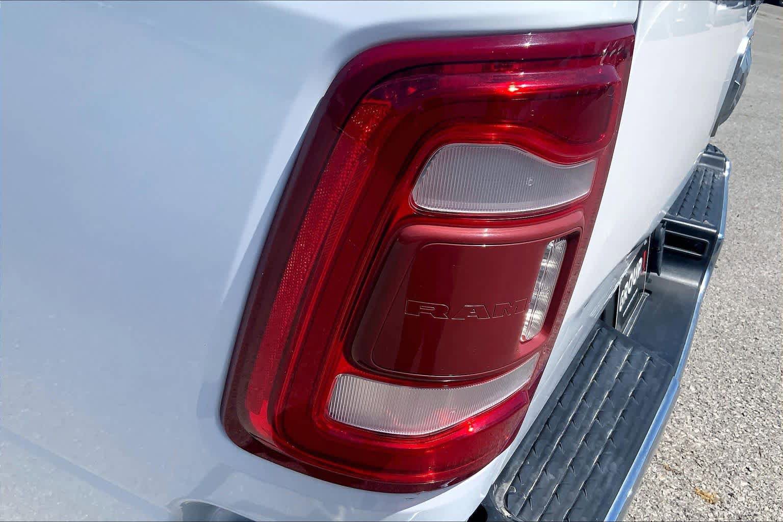 Used 2022 RAM 2500 Big Horn w/ Level 1 Equipment Group AWD/4WD image 29