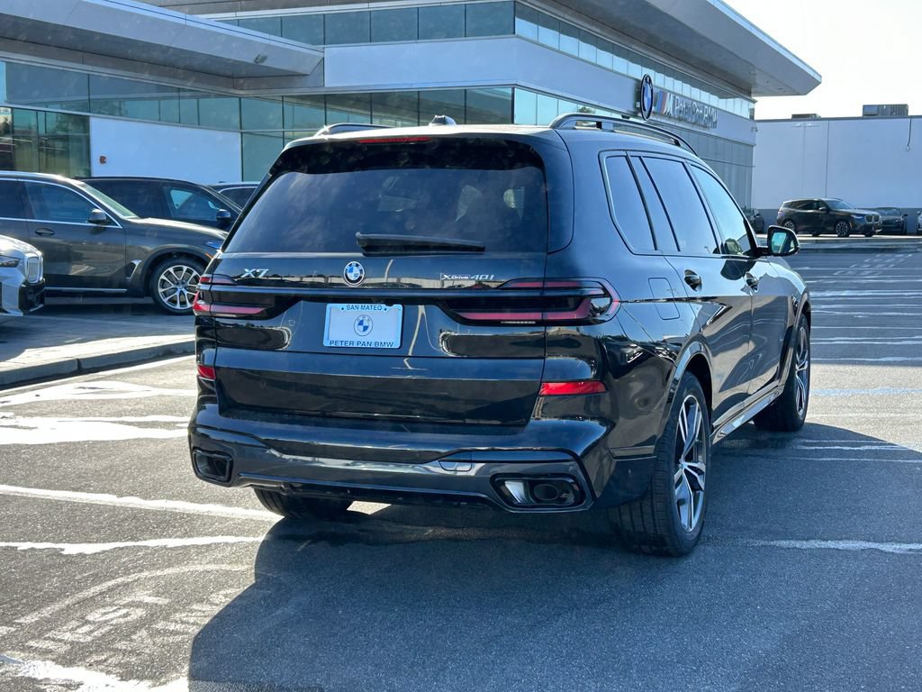 New 2027 BMW X7 xDrive40i w/ M Sport Package AWD/4WD image 5