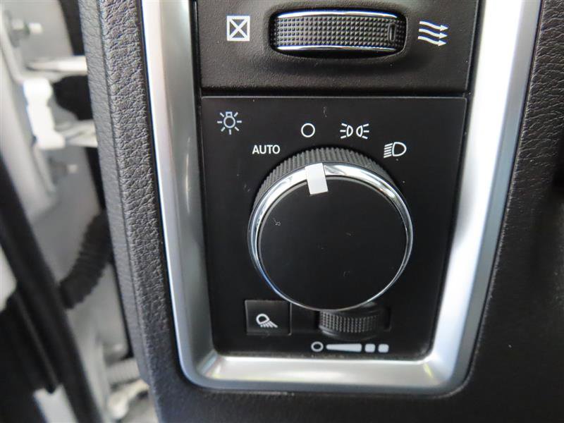 Used 2023 RAM 1500 Classic SLT w/ Trailer & Traction Group image 18