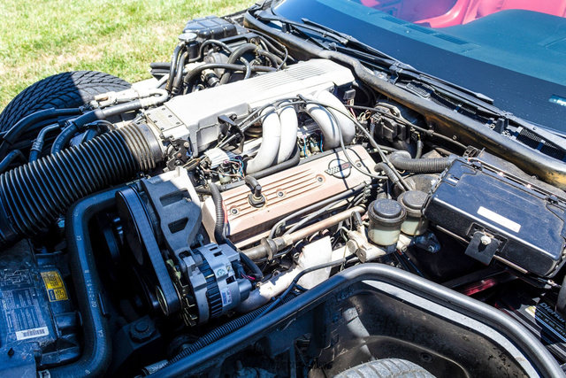 Used 1991 Chevrolet Corvette Convertible RWD image 18