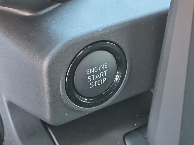 New 2026 Toyota Tacoma SR5 AWD/4WD image 17