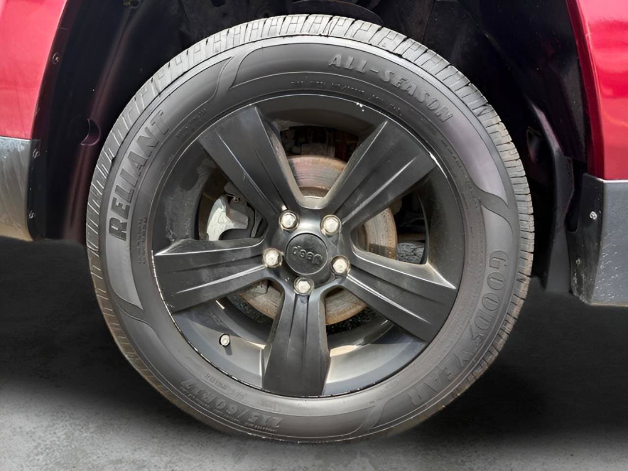 Used 2015 Jeep Patriot Sport w/ Power Value Group FWD image 19