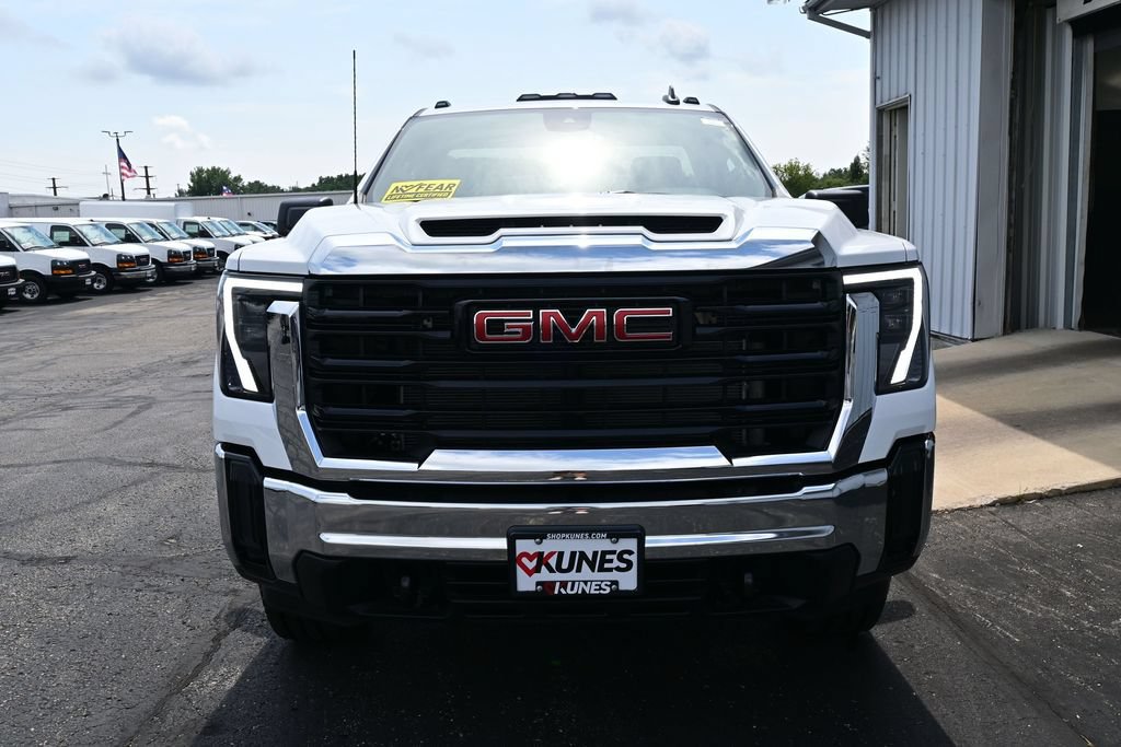 New 2026 GMC Sierra 2500 Pro AWD/4WD image 8