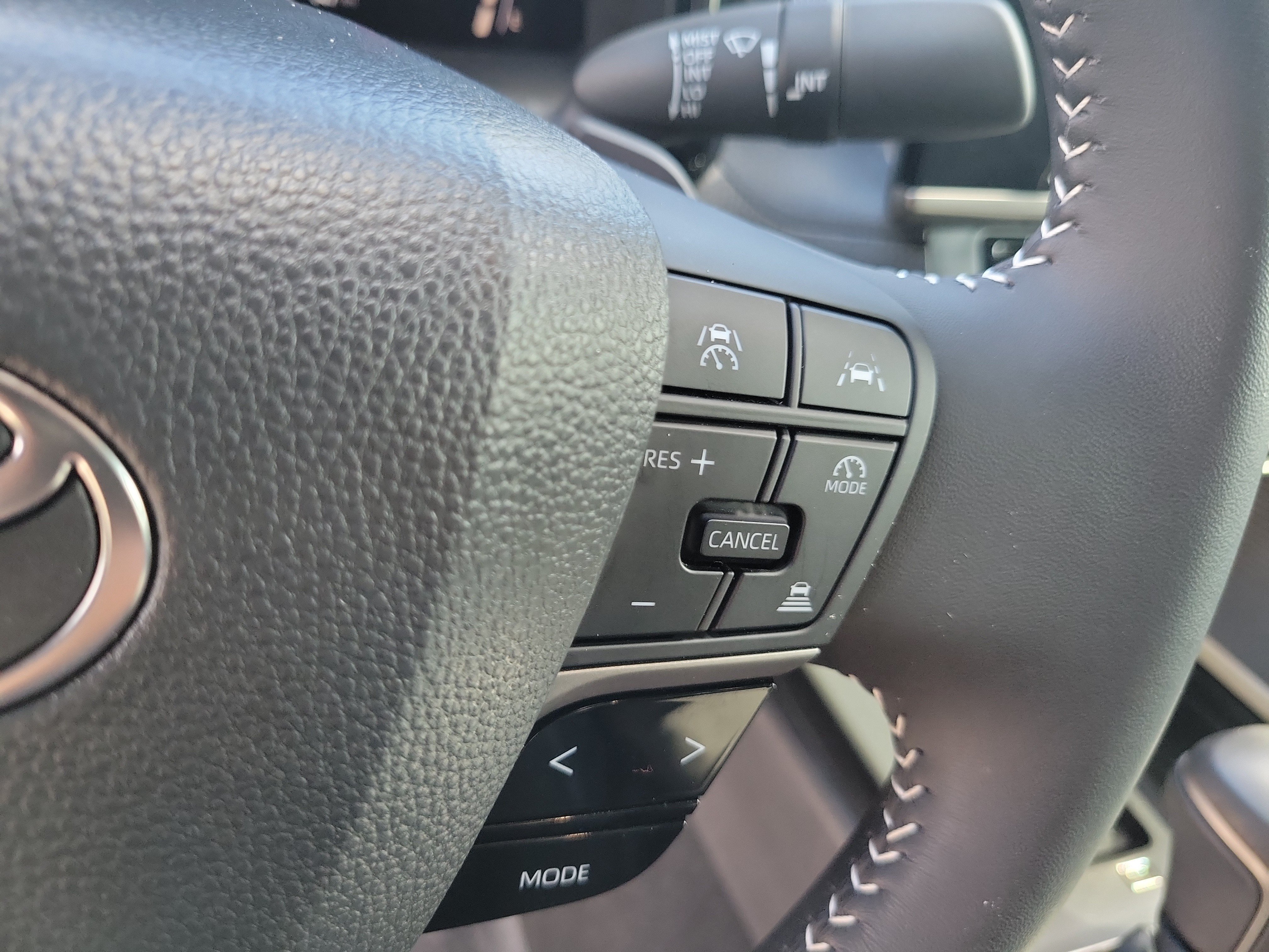 Certified 2026 Toyota Camry SE FWD image 28