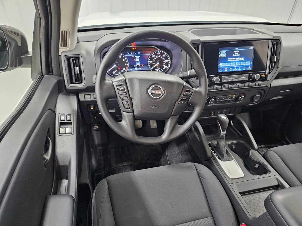 Used 2025 Nissan Frontier S image 15