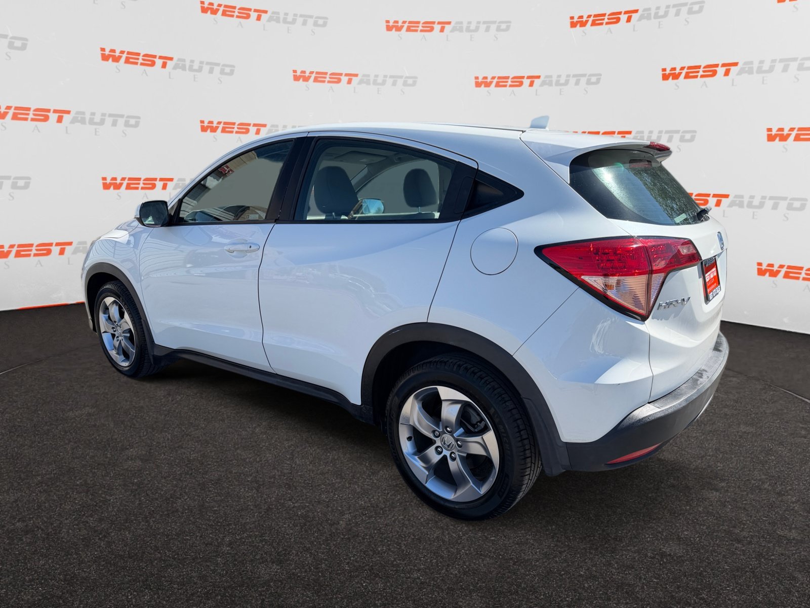 Used 2018 Honda HR-V LX image 3