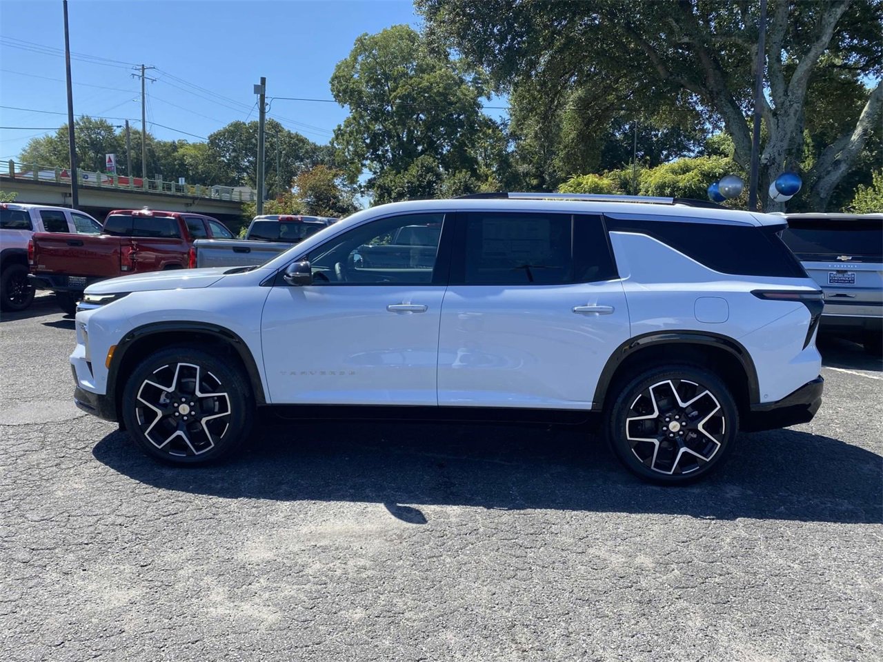 New 2026 Chevrolet Traverse High Country image 4