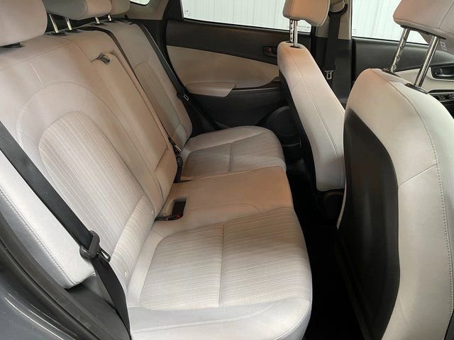 Used 2023 Hyundai Kona SEL AWD/4WD image 24