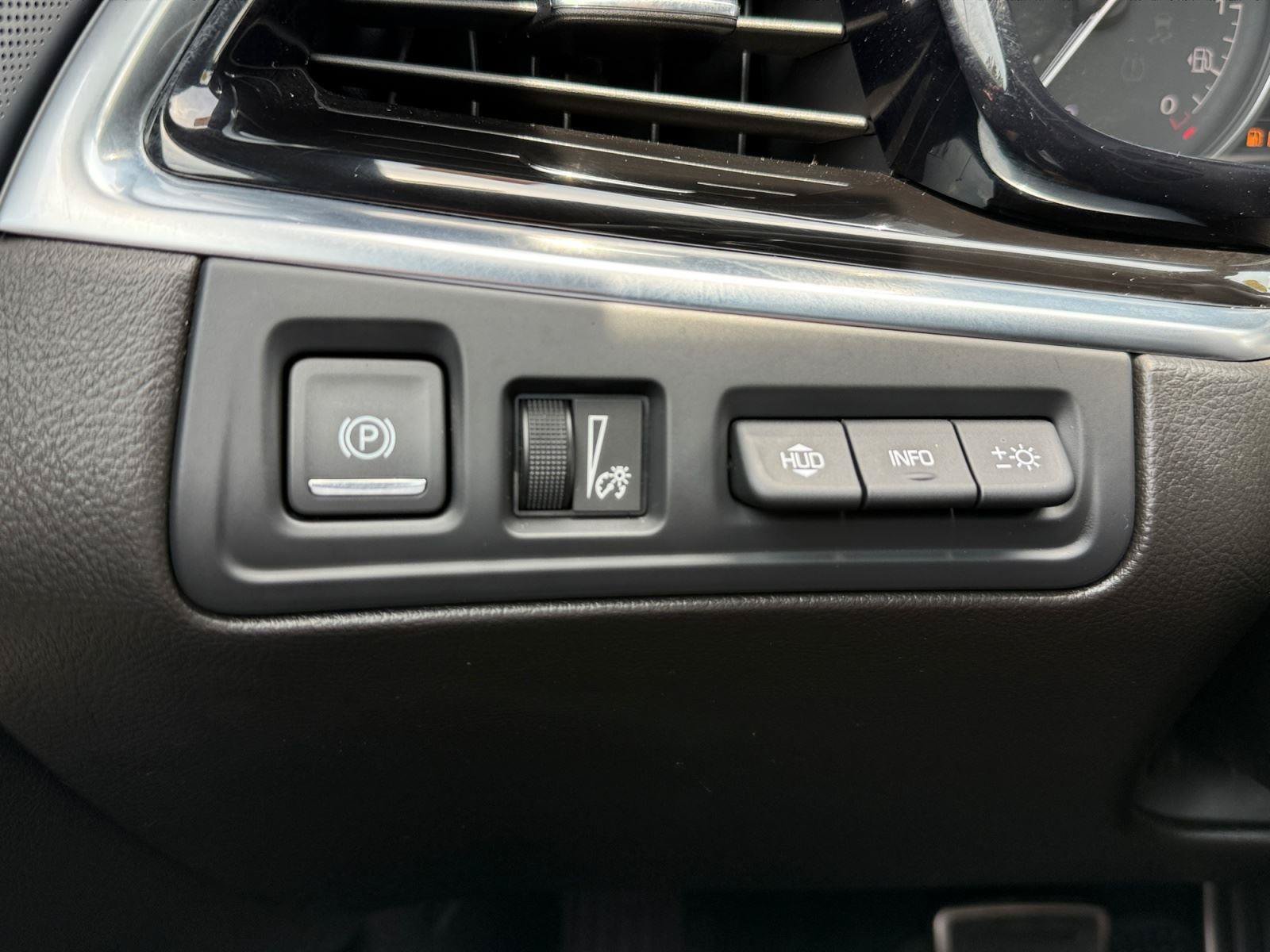 Used 2023 Cadillac XT6 Sport w/ LPO, ONYX Package AWD/4WD image 25