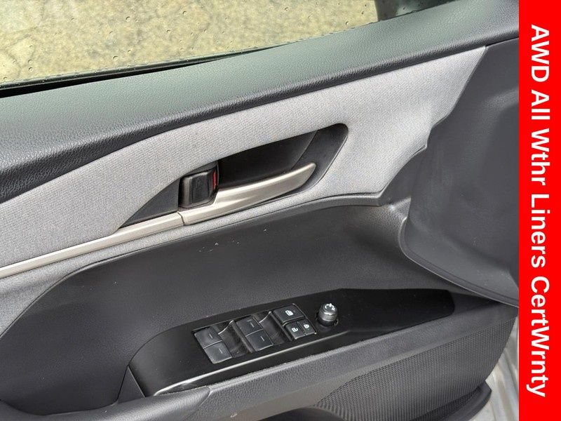 Used 2025 Toyota Camry LE AWD/4WD image 18