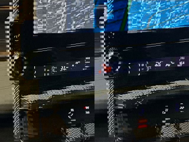 Used 2024 GMC Hummer EV 3X image 23