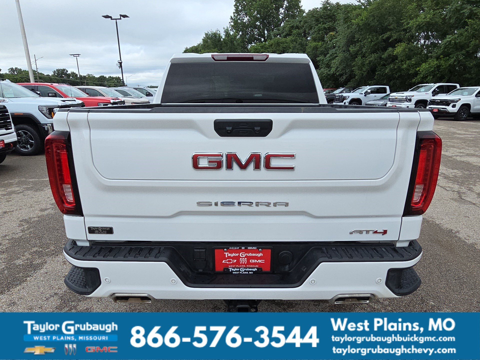 Certified 2025 GMC Sierra 1500 AT4 AWD/4WD image 7