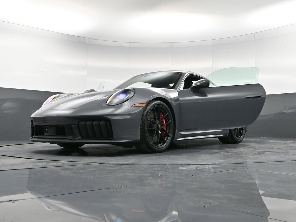 New 2026 Porsche 911 Carrera GTS RWD image 37