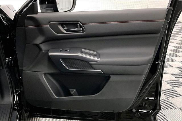 New 2026 Nissan Pathfinder Rock Creek image 40