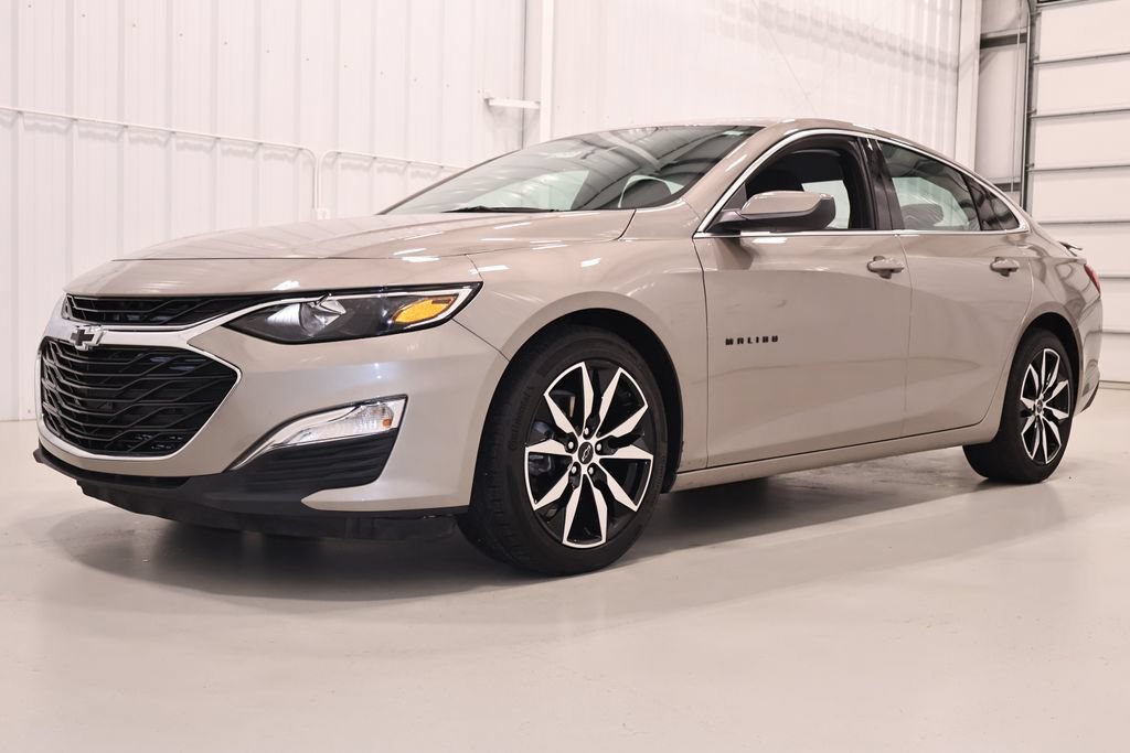 Used 2022 Chevrolet Malibu RS FWD image 6