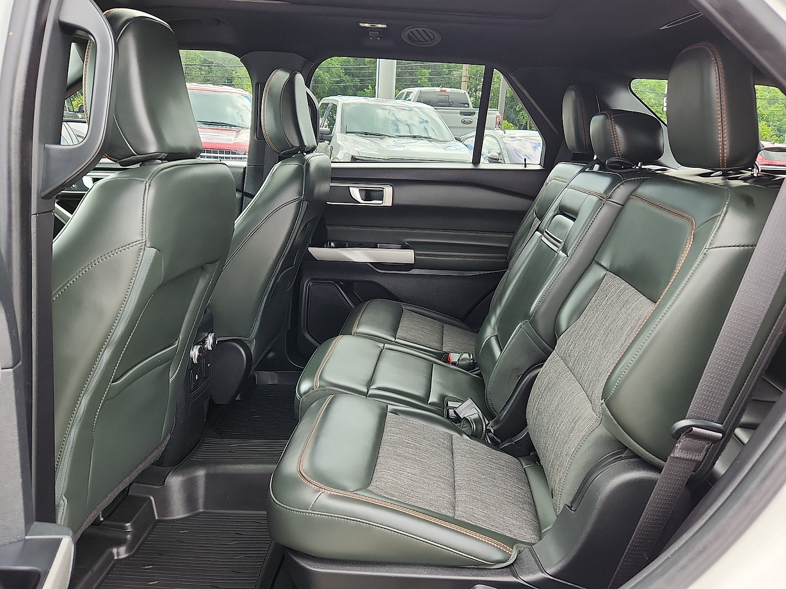 Used 2022 Ford Explorer Timberline AWD/4WD image 10
