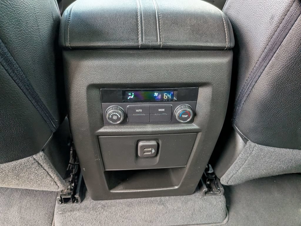 Used 2023 Chevrolet Traverse LT w/ LPO, Cargo Package FWD image 38