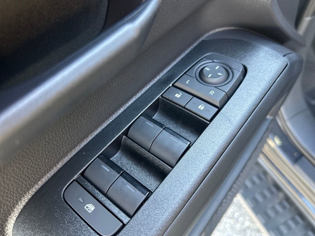 New 2025 Toyota 4Runner SR5 image 18