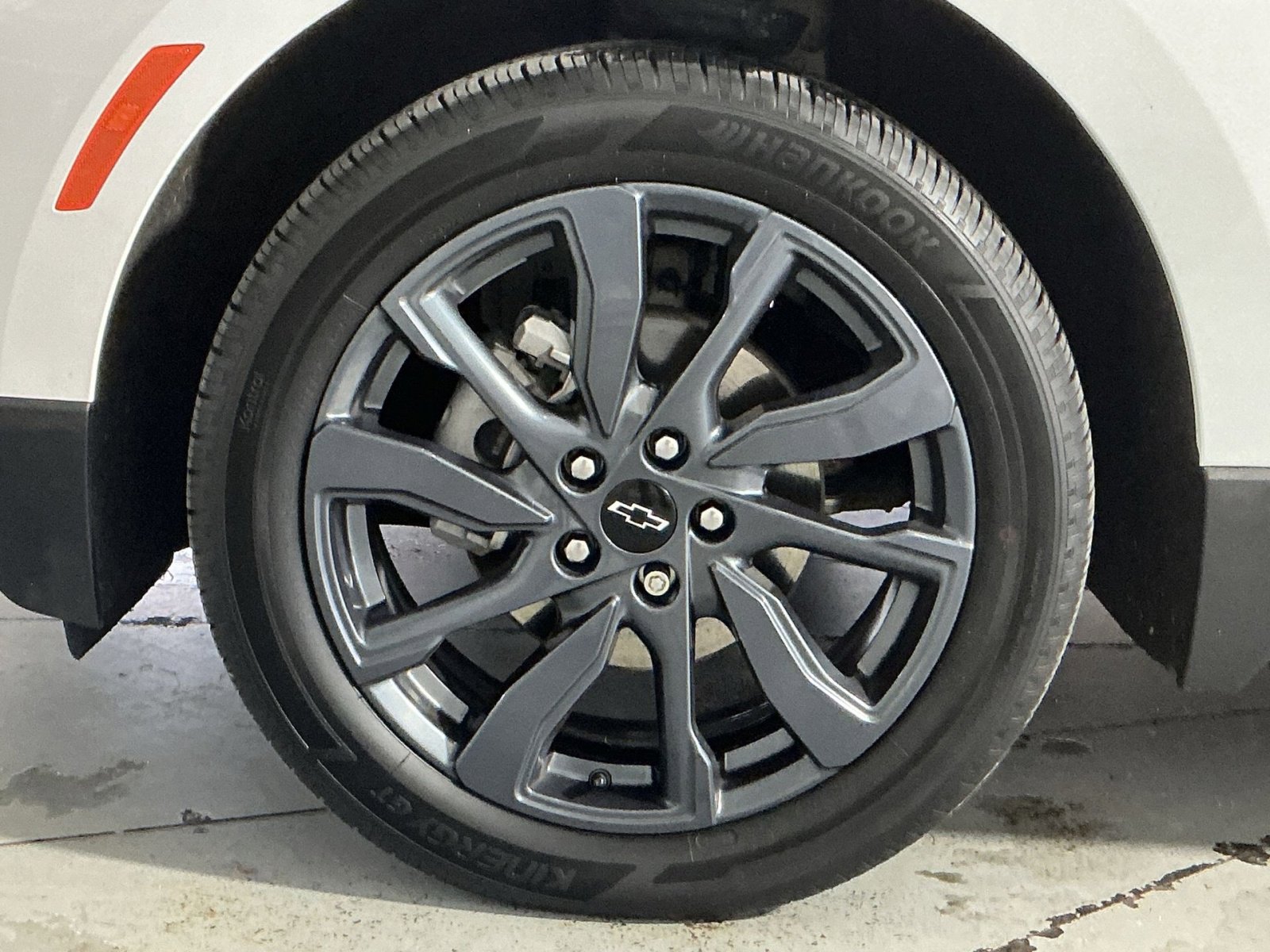 Used 2022 Chevrolet Equinox RS w/ RS Leather Package image 20