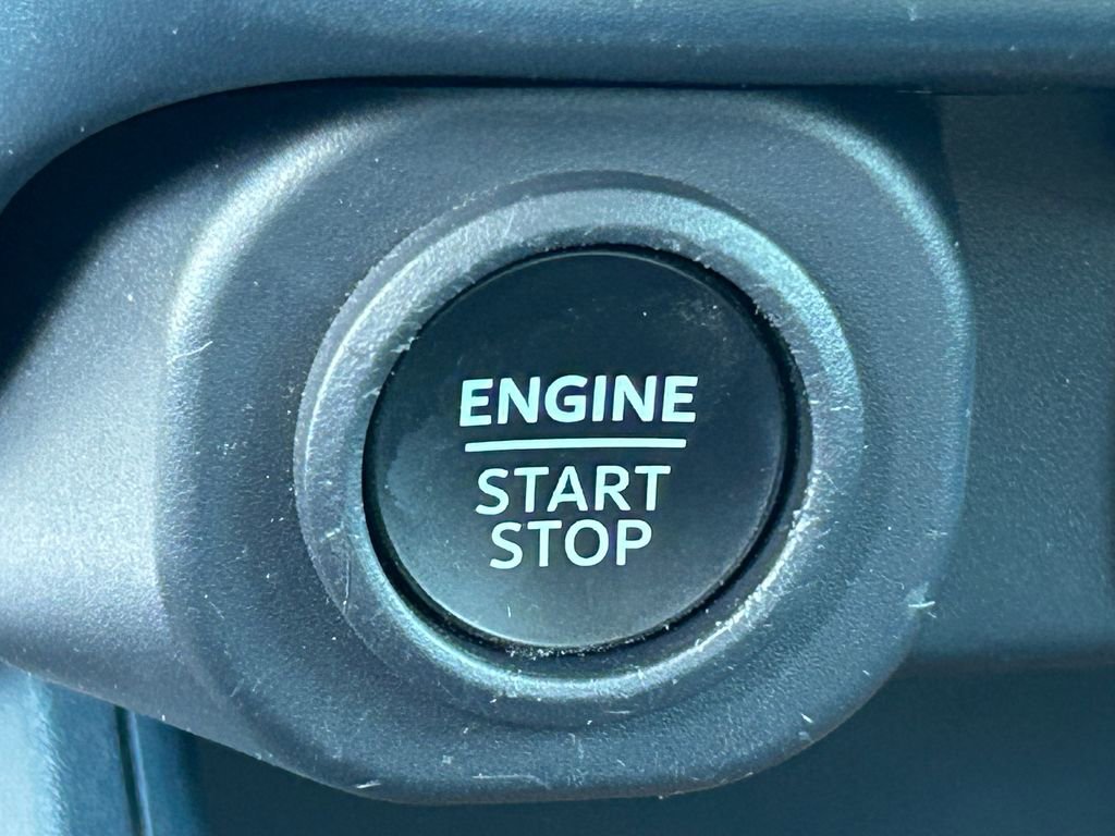 Used 2024 Ford Maverick Lariat w/ FX4 Off-Road Package AWD/4WD image 17