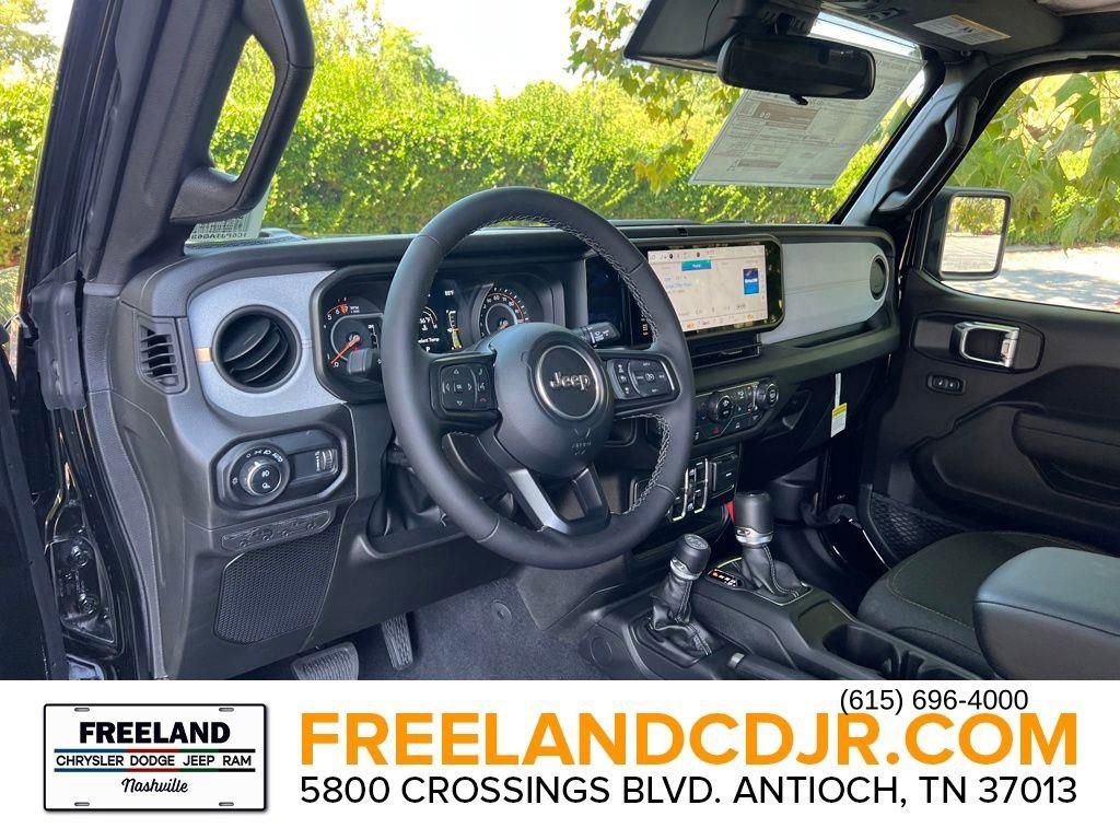 New 2025 Jeep Gladiator Sport AWD/4WD image 16