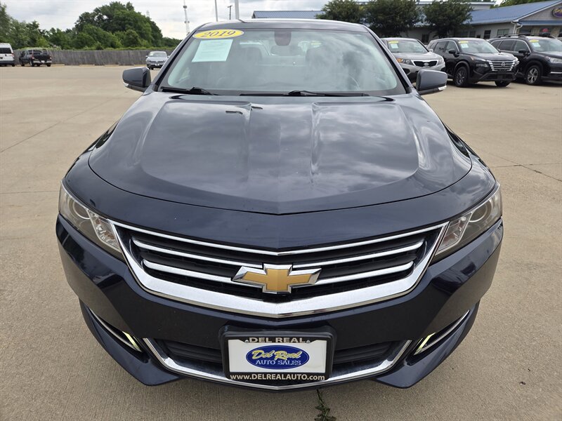 Used 2019 Chevrolet Impala LT FWD image 8