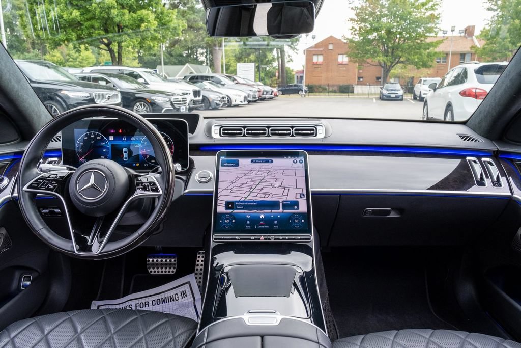 Used 2021 Mercedes-Benz S 580 4MATIC Sedan w/ AMG Line image 18