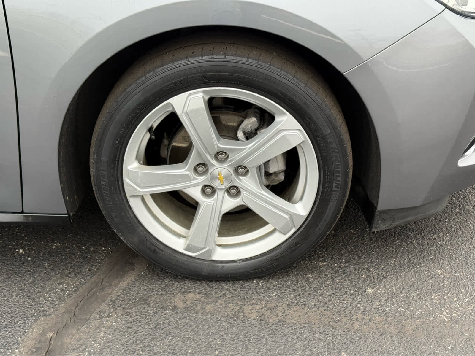 Used 2018 Chevrolet Volt LT w/ Comfort Package image 9