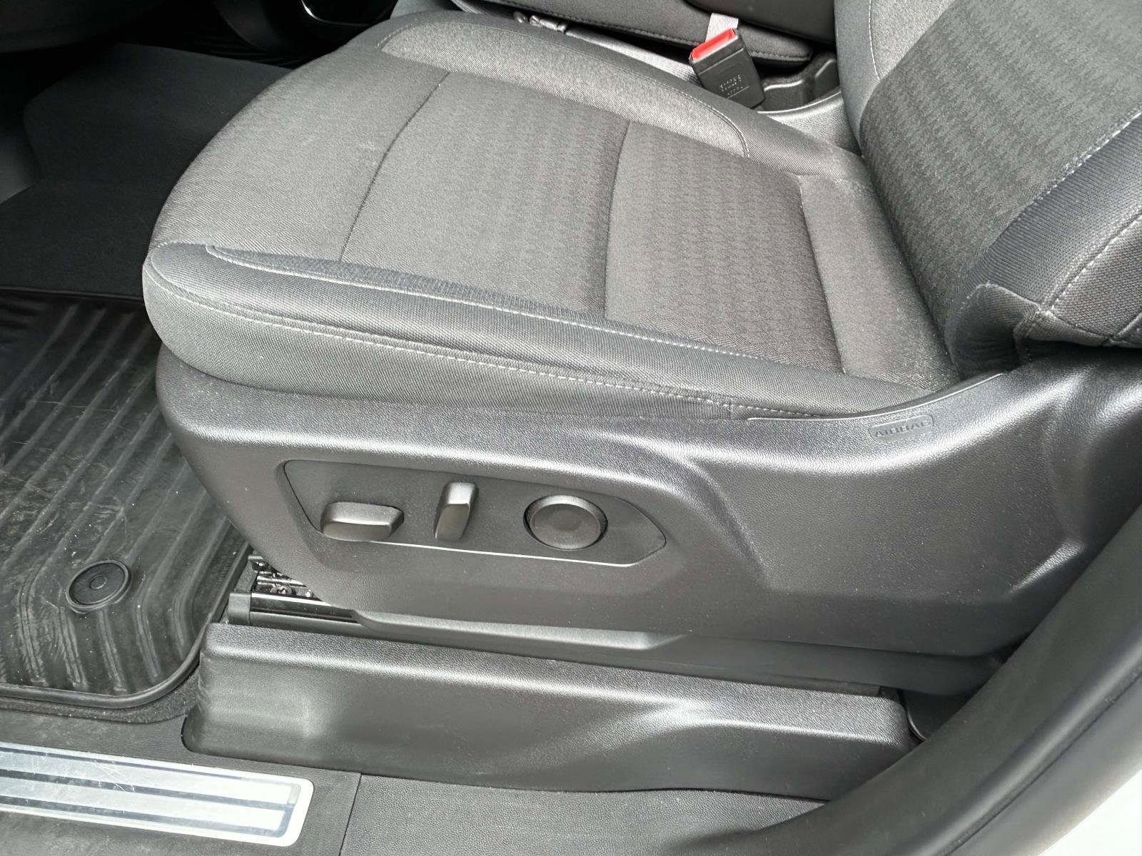 Used 2026 Chevrolet Silverado 1500 RST AWD/4WD image 17