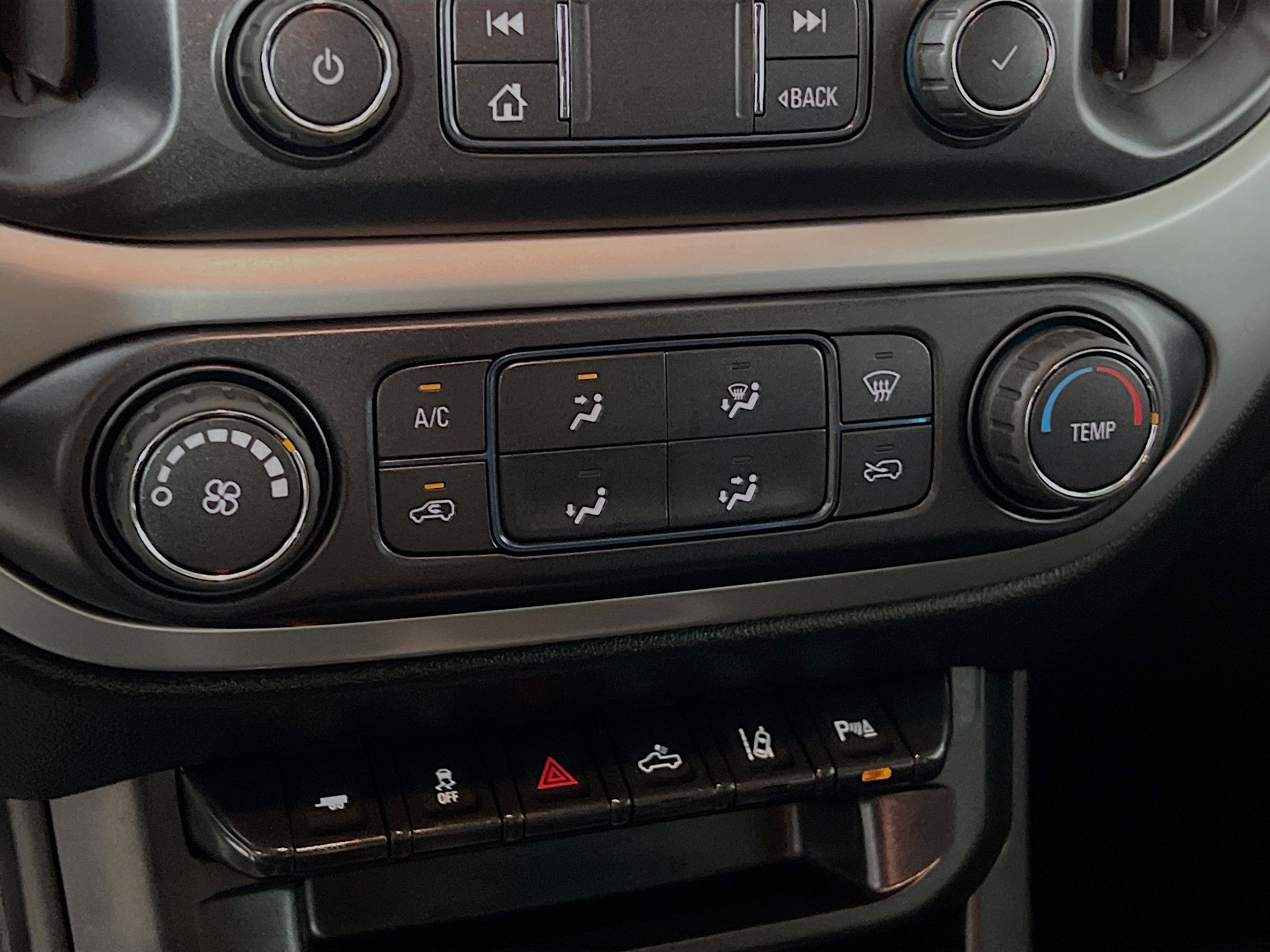 Used 2021 Chevrolet Colorado LT w/ Safety Package AWD/4WD image 26