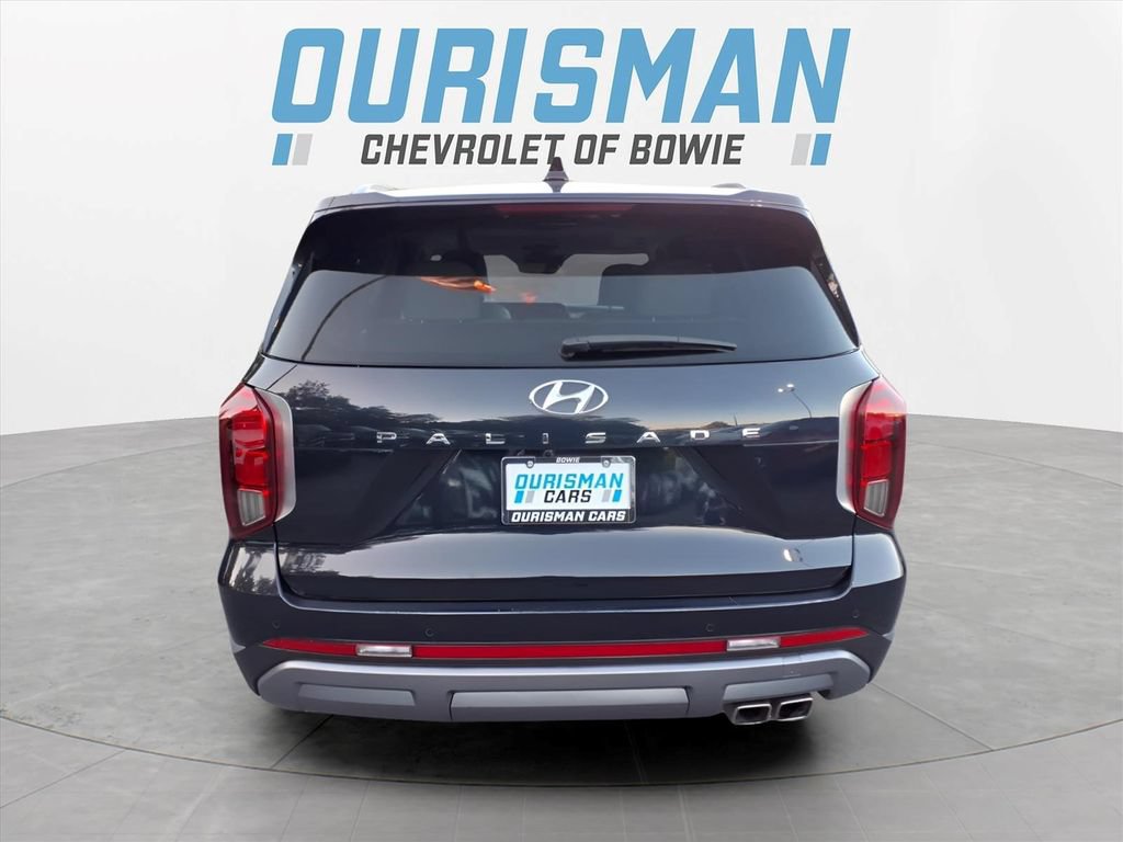 Used 2024 Hyundai Palisade Limited FWD image 4
