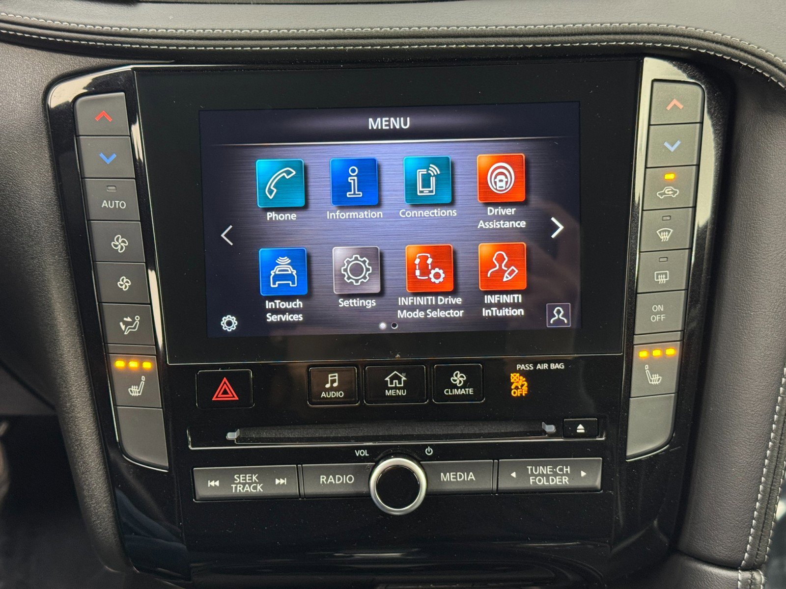 Used 2024 INFINITI QX50 Luxe image 26