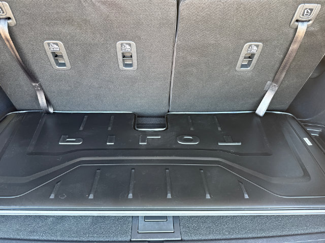 Used 2025 Honda Pilot EX-L image 10