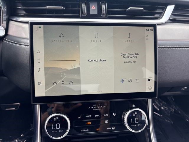 New 2024 Jaguar XF R-Dynamic SE AWD/4WD image 24