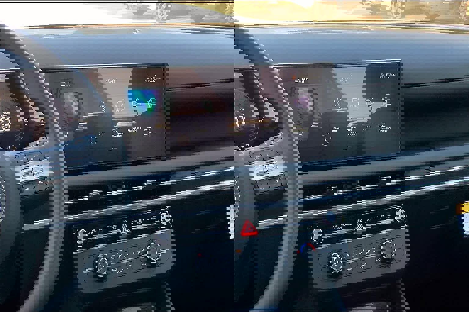 Used 2025 Hyundai Santa Cruz SE image 6