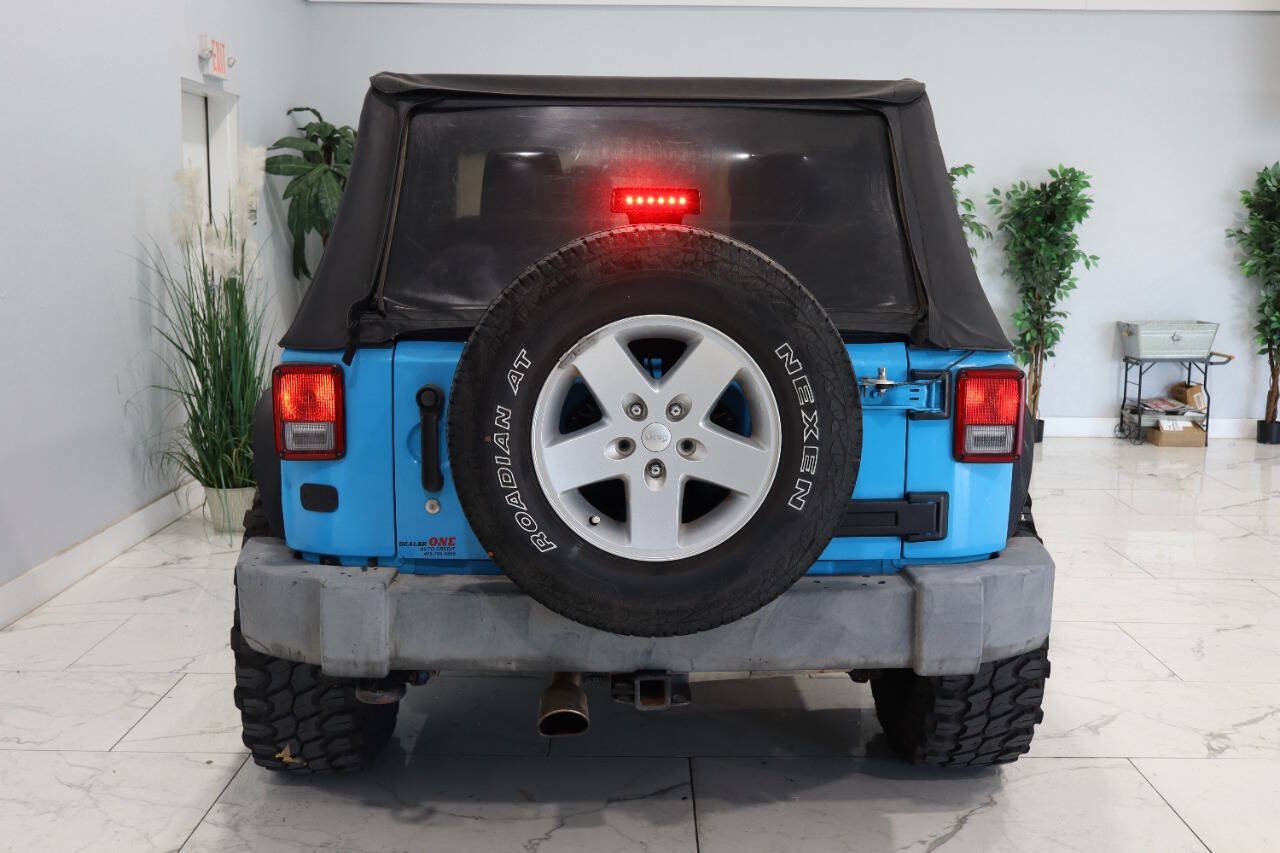 Used 2017 Jeep Wrangler Sport AWD/4WD image 5