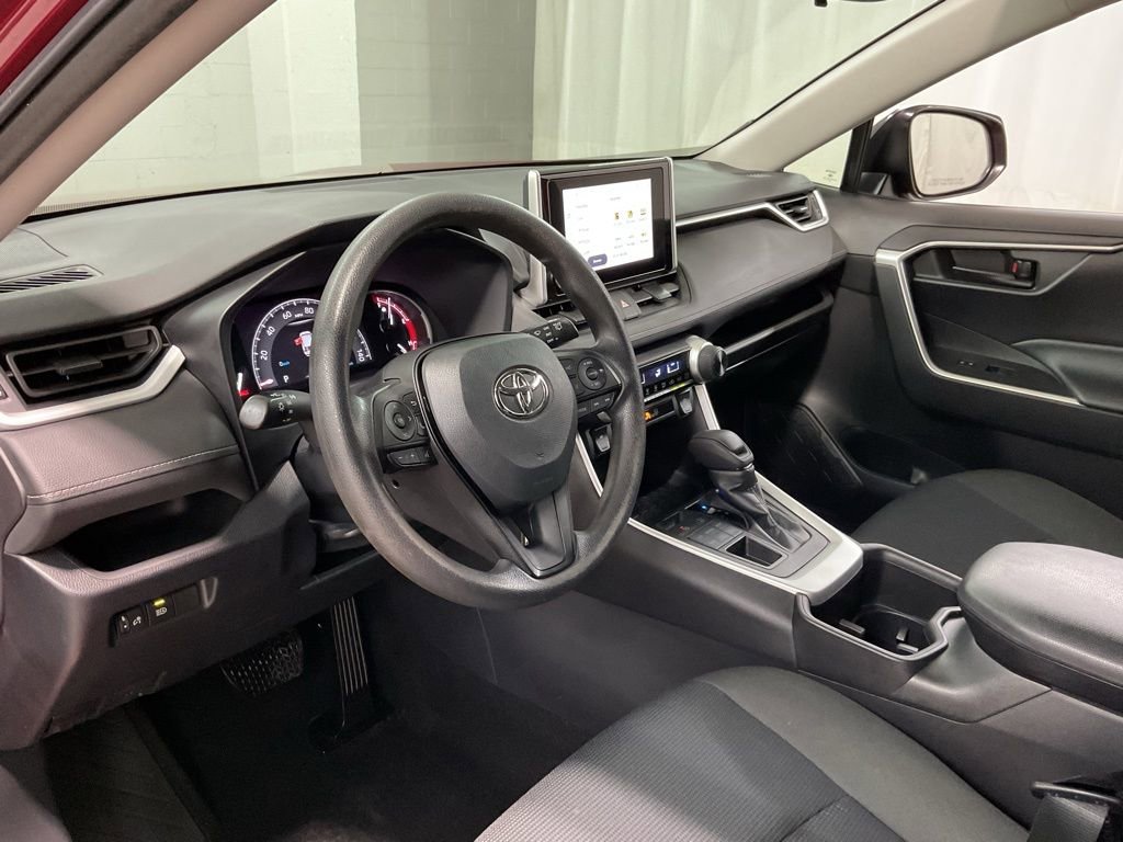 Used 2023 Toyota RAV4 LE image 17