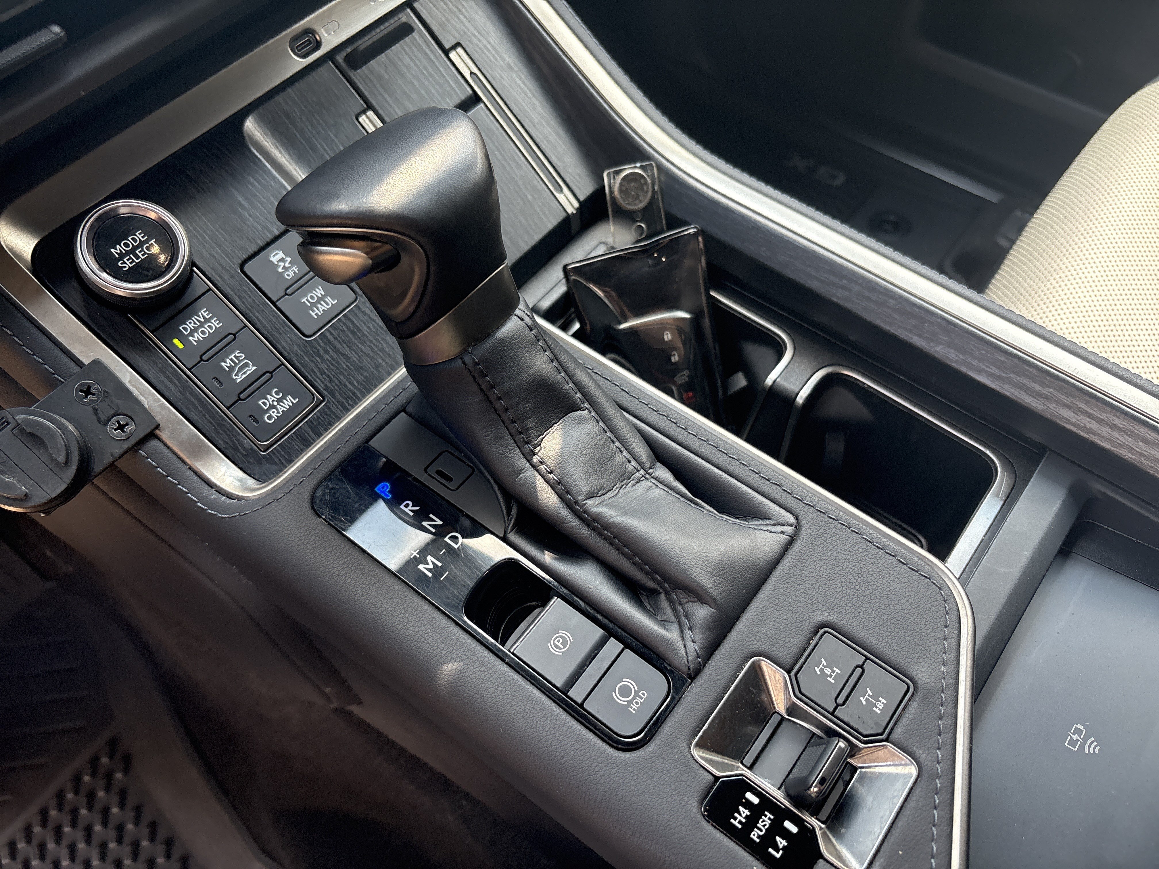 Used 2024 Lexus GX 550 AWD/4WD image 26