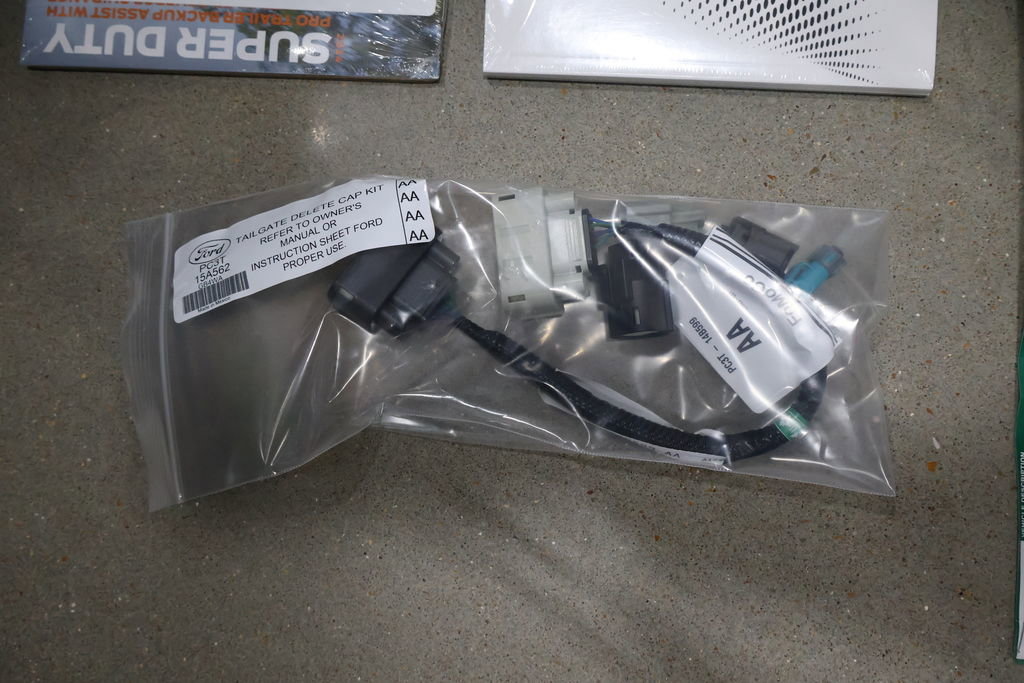 Used 2024 Ford F350 Limited w/ FX4 Off-Road Package image 71