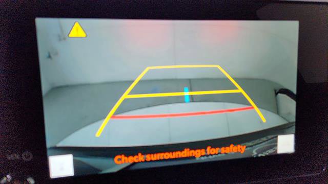 Used 2025 Toyota Corolla Cross XLE image 17