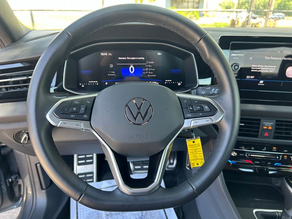 Used 2026 Volkswagen Jetta Sport FWD image 22