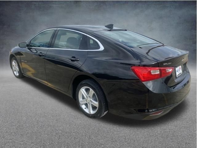 Used 2024 Chevrolet Malibu LS FWD image 4