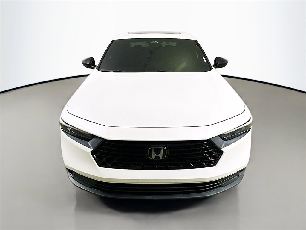 Used 2023 Honda Accord Sport image 2